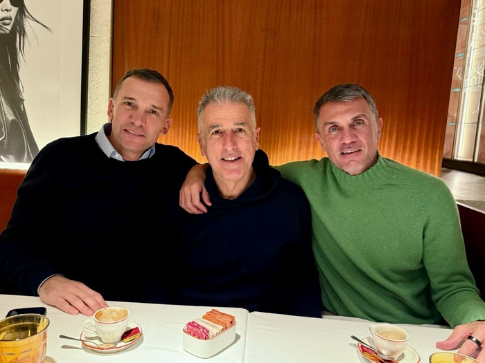 足球免费直播观看在线观看-舍甫琴科米兰会友|AC米兰|ac米兰|朋友_新浪体育_新浪新闻